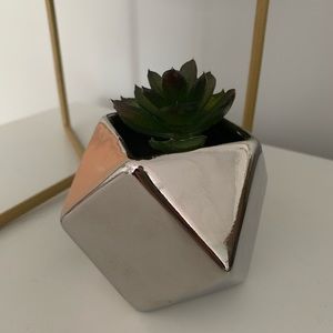 Sliver small plant or candle holder
